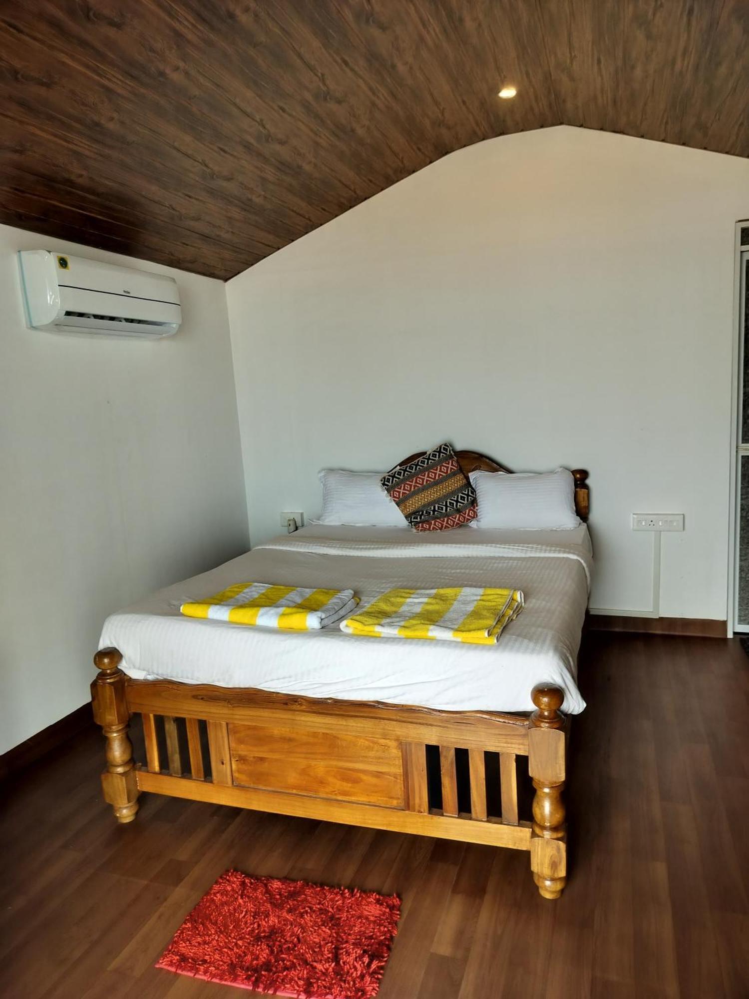 Omkar Beach Bungalow Agonda Ngoại thất bức ảnh